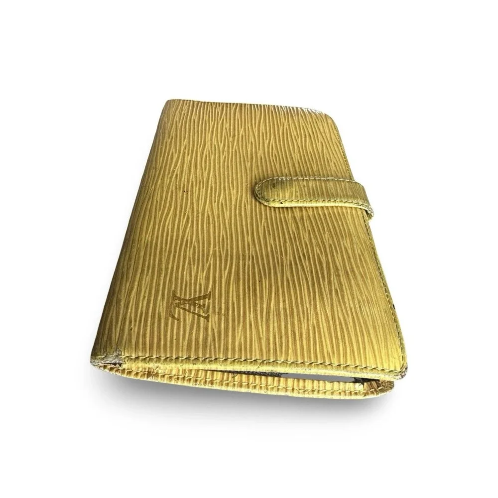 Louis Vuitton 5x4 overall